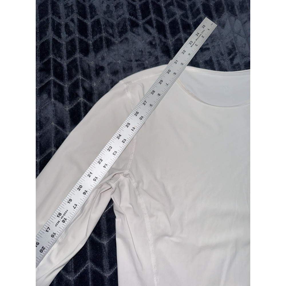 Lululemon Women's White Look Ahead Run Long Sleeve Size 6 - Picture 7 of 8